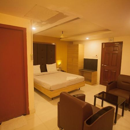 P K Rresidency Hotel Madurai Exterior photo