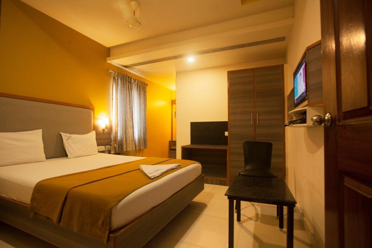 P K Rresidency Hotel Madurai Exterior photo